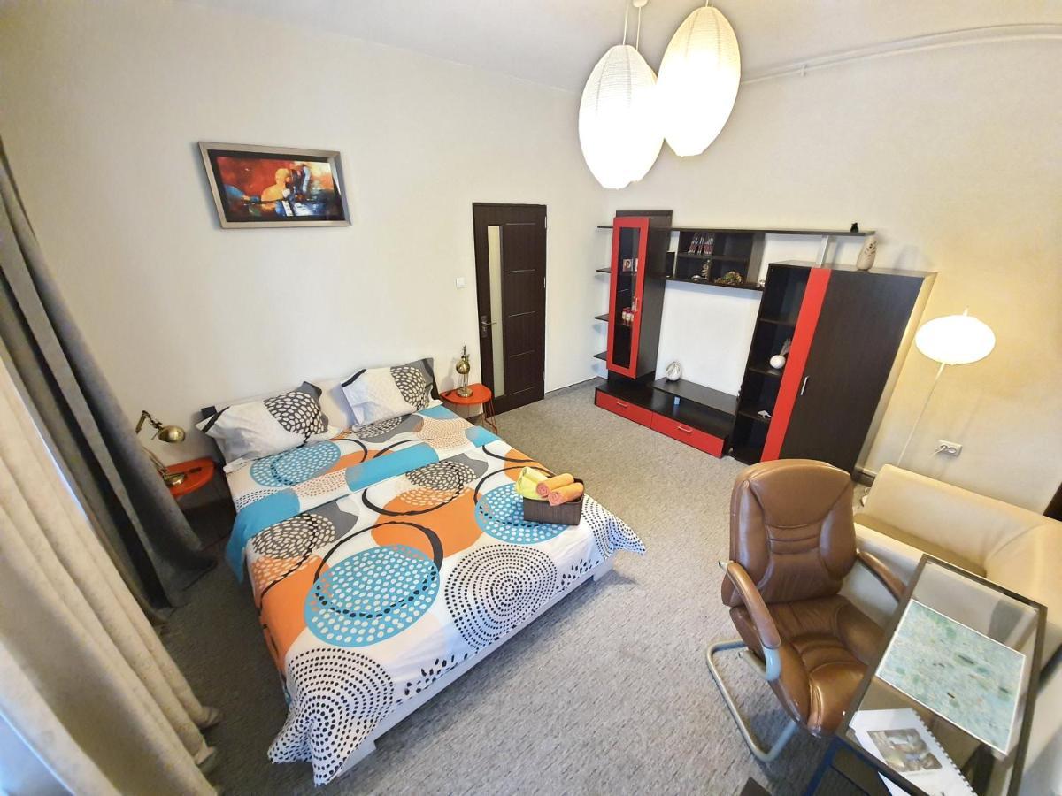 Global Downtown Apartments - Universitate - Calea Victoriei บูคาเรสต์ ภายนอก รูปภาพ