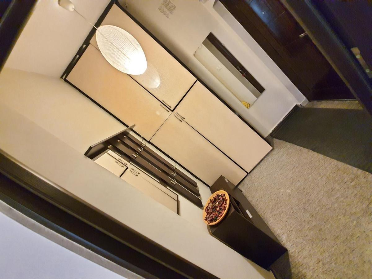 Global Downtown Apartments - Universitate - Calea Victoriei บูคาเรสต์ ภายนอก รูปภาพ