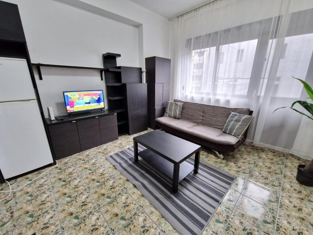 Global Downtown Apartments - Universitate - Calea Victoriei บูคาเรสต์ ภายนอก รูปภาพ