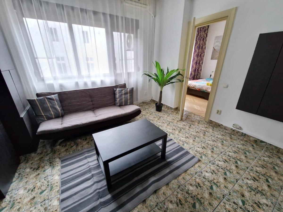 Global Downtown Apartments - Universitate - Calea Victoriei บูคาเรสต์ ภายนอก รูปภาพ